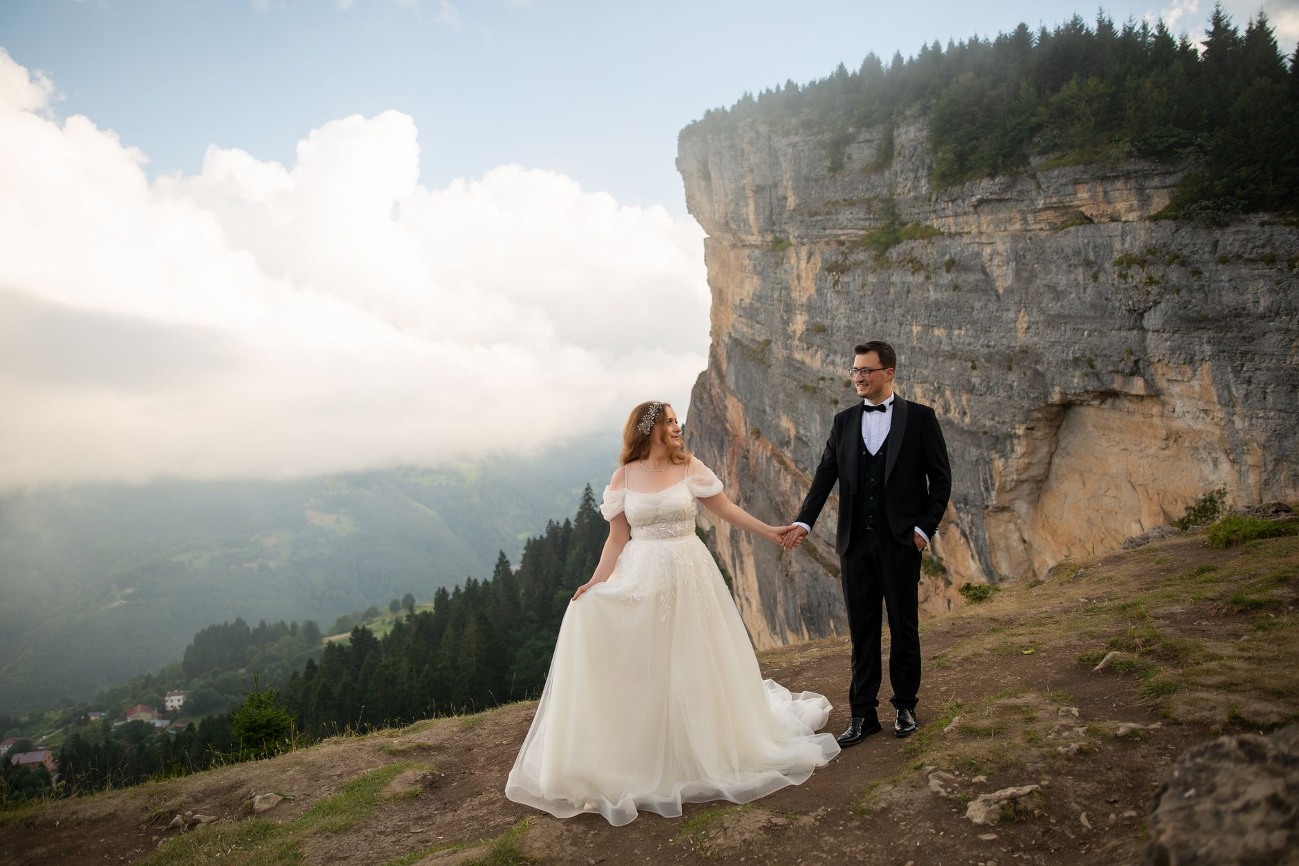 Bride and groom in mountain setting